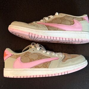 Nike Women's Pink and Tan Sneakers